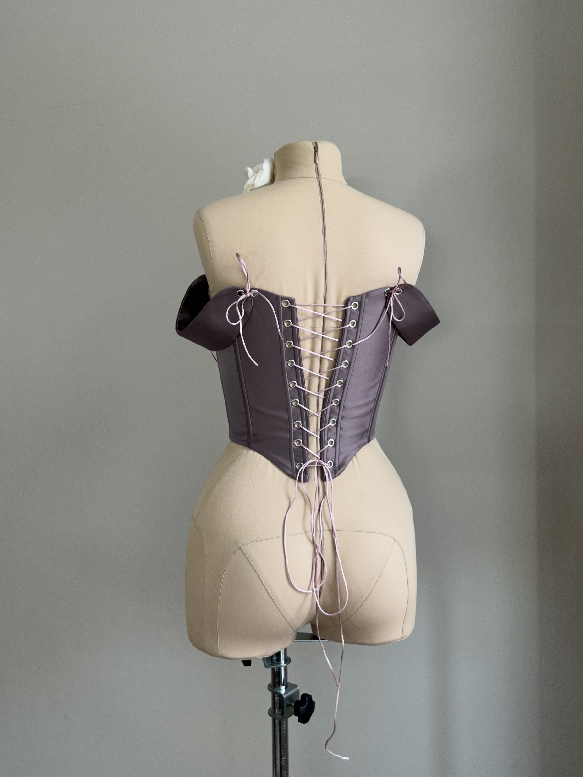 Корсет «Лотос» сиреневый 