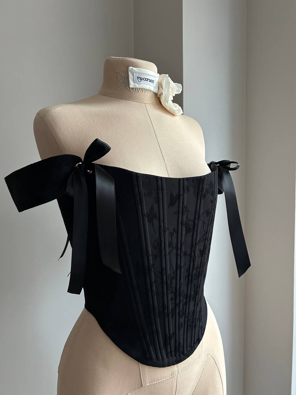 Корсет "Бабочки" черный